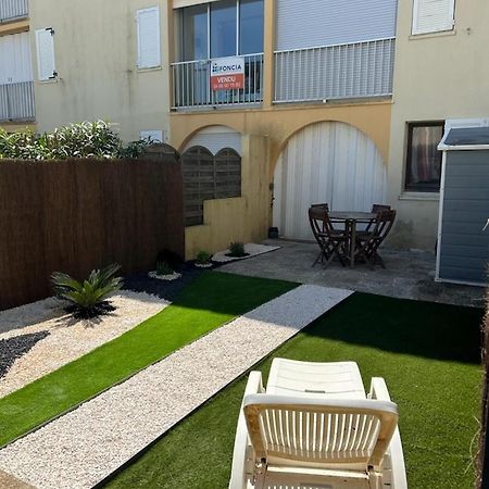 Appartement T2 Avec Son Rez De Jardin De 40 M2 5 Couchages 250M De La Plage Et 15Km De L'Arena Narbonne-Plage Esterno foto